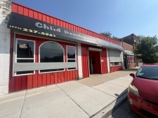 Retail for sale in Chicago, IL