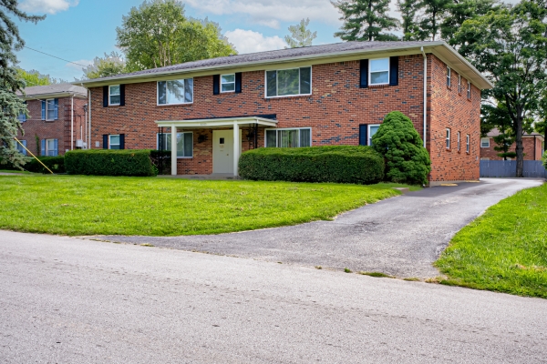 Listing Image #3 - Multi-family for sale at 3205 Orchard Manor Circle, Louisville KY 40220
