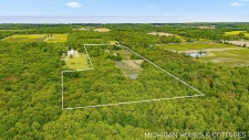 Listing Image #2 - Others for sale at 1661 68th Street, Fennville MI 49408