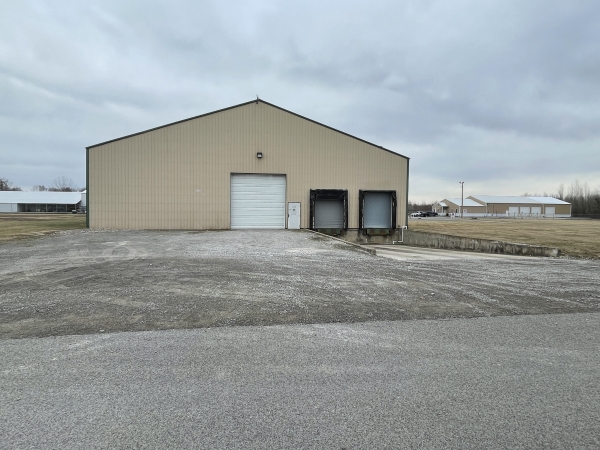Listing Image #3 - Others for sale at 1605 Adams Drive, Marion IL 62959