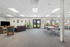 Listing Image #2 - Retail for sale at 1730 E 1st Avenue, Newton IA 50208