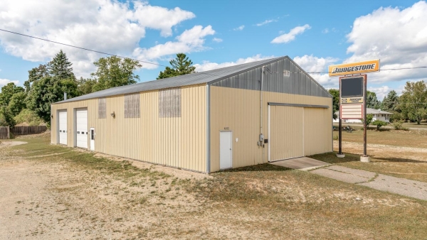 Listing Image #1 - Retail for sale at N16577 Main St., Hermansville MI 49847 Listing Image #1 - Retail for sale at N16577 Main St., Hermansville MI 49847