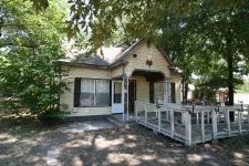 Listing Image #2 - Retail for sale at 603 E. Pine St., Edgewood TX 75117