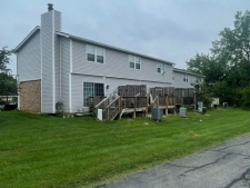 Listing Image #2 - Multi-family for sale at 8383 Abbeywood Court, Dayton OH 45458