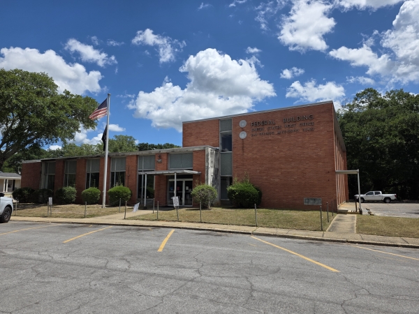 Listing Image #1 - Office for sale at 14 N 3rd Street, Bay Springs MS 39422 Listing Image #1 - Office for sale at 14 N 3rd Street, Bay Springs MS 39422