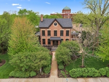 Retail for sale in Geneva, IL