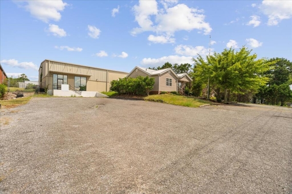 Listing Image #2 - Others for sale at 417 Sheridan Avenue, 2895 GA 30721 Listing Image #2 - Others for sale at 417 Sheridan Avenue, 2895 GA 30721