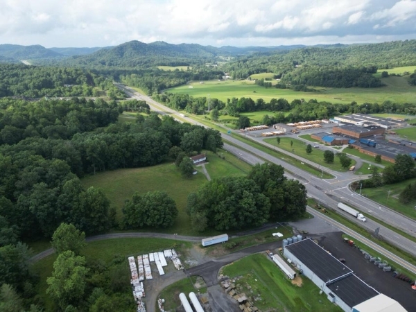 Listing Image #2 - Farm for sale at 30 Hidden Oaks Dr, Summersville WV 26651 Listing Image #2 - Farm for sale at 30 Hidden Oaks Dr, Summersville WV 26651