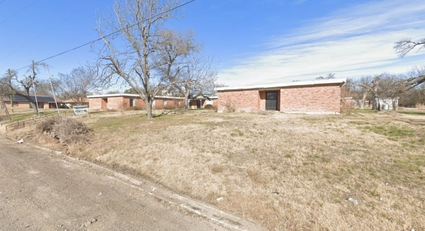 Listing Image #1 - Multi-Use for sale at 221 Virginia Avenue, Marlin TX 76661 Listing Image #1 - Multi-Use for sale at 221 Virginia Avenue, Marlin TX 76661