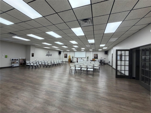 Listing Image #2 - Others for sale at 208 E LAKE Avenue, AUBURNDALE FL 33823