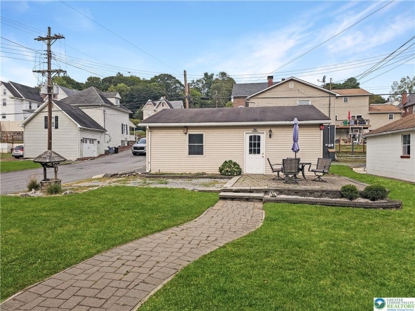 Listing Image #2 - Multi-family for sale at 242-244 S 1st St, Bangor PA 18013 Listing Image #2 - Multi-family for sale at 242-244 S 1st St, Bangor PA 18013