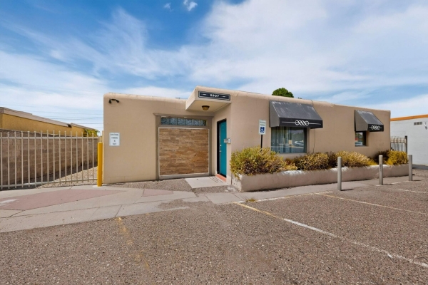 Listing Image #3 - Retail for sale at 2907 San Mateo Boulevard NE, Albuquerque NM 87110