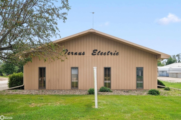 Listing Image #2 - Others for sale at 1010 E 5th Street, Tama IA 52339 Listing Image #2 - Others for sale at 1010 E 5th Street, Tama IA 52339
