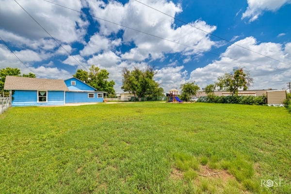 Listing Image #3 - Others for sale at 1823 Freeland Avenue, San Angelo TX 76901 Listing Image #3 - Others for sale at 1823 Freeland Avenue, San Angelo TX 76901