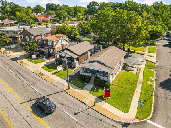 Listing Image #1 - Office for sale at 1526-1530 S. Big Bend Boulevard, St. Louis MO 63117