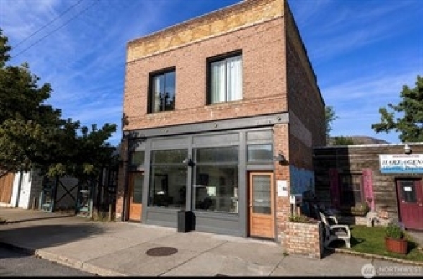 Listing Image #2 - Office for sale at 1118 Main Street, Oroville WA 98844 Listing Image #2 - Office for sale at 1118 Main Street, Oroville WA 98844