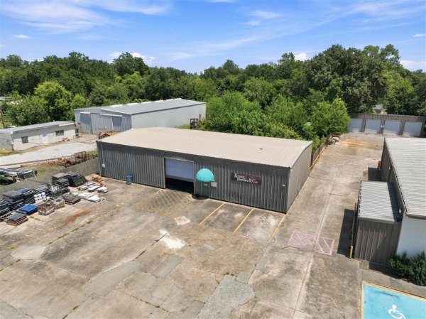 Listing Image #2 - Others for sale at 3019 Kirkman Street, Lake Charles LA 70601