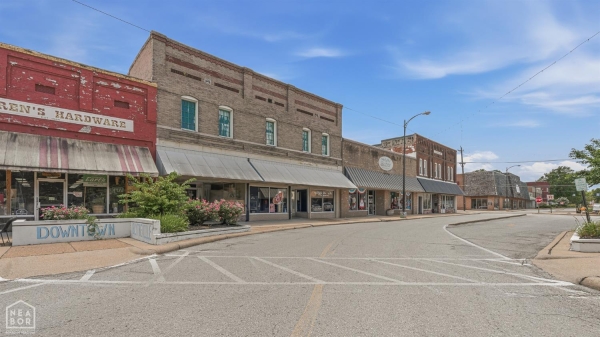 Listing Image #2 - Retail for sale at 313 W Main Street, Blytheville AR 72315 Listing Image #2 - Retail for sale at 313 W Main Street, Blytheville AR 72315