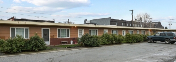 Listing Image #1 - Multi-family for sale at 10516 E Main, Spokane Valley WA 99206 Listing Image #1 - Multi-family for sale at 10516 E Main, Spokane Valley WA 99206