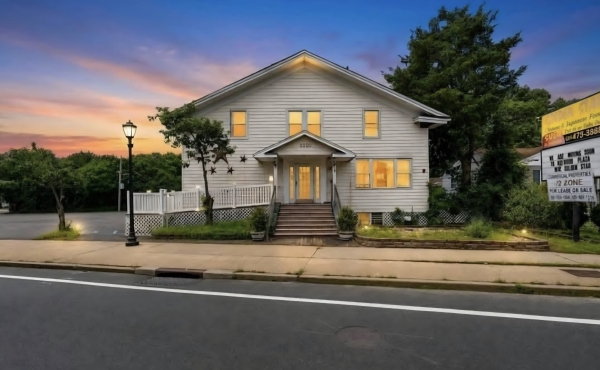 Listing Image #1 - Business for sale at 2320 Medford ave, medford NY 11763