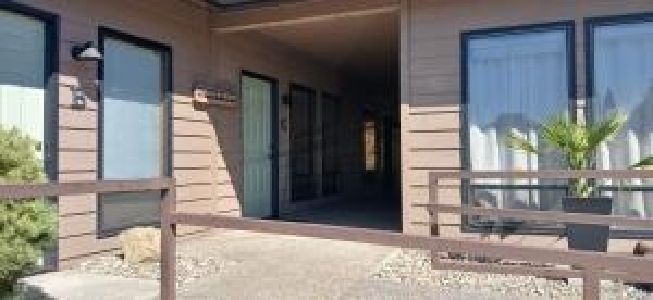 Listing Image #2 - Office for sale at 1762 E McAndrews Rd Ste C, Medford OR 97504 Listing Image #2 - Office for sale at 1762 E McAndrews Rd Ste C, Medford OR 97504
