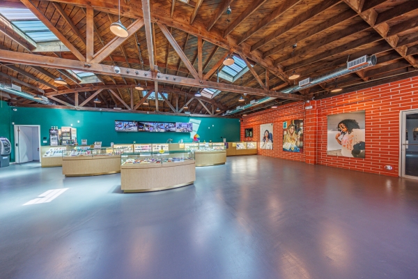 Listing Image #3 - Retail for sale at 402 W 5th Street, San Pedro CA 90731