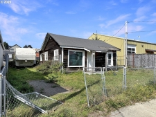 Listing Image #2 - Others for sale at 636 HEMLOCK St, Brookings OR 97415