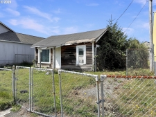 Listing Image #3 - Others for sale at 636 HEMLOCK St, Brookings OR 97415