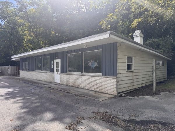 Listing Image #1 - Retail for sale at 248 Penn Avenue, Hollsopple PA 15935