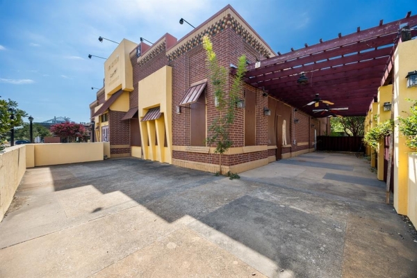 Listing Image #2 - Retail for sale at 4460 Beltline Road, Addison TX 75001 Listing Image #2 - Retail for sale at 4460 Beltline Road, Addison TX 75001