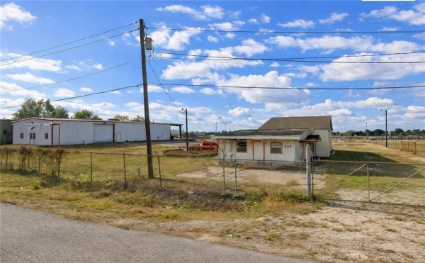 Listing Image #1 - Others for sale at 602 Engineers Road, Belle Chasse LA 70037
