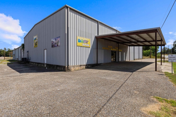 Listing Image #1 - Others for sale at 3000 S Washington Avenue, Marshall TX 75672 Listing Image #1 - Others for sale at 3000 S Washington Avenue, Marshall TX 75672