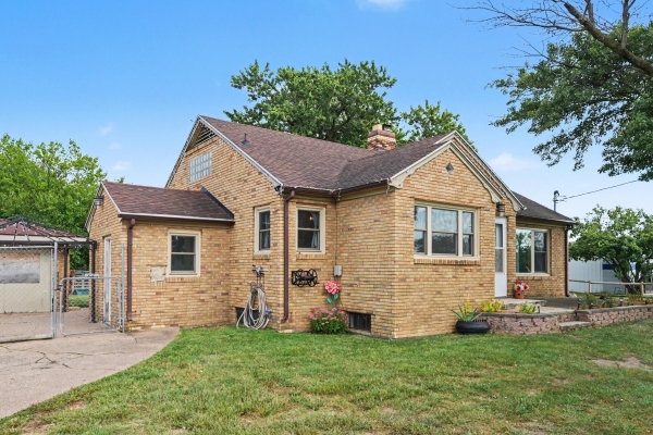 Listing Image #2 - Office for sale at 1397 M 139, Benton Harbor MI 49022 Listing Image #2 - Office for sale at 1397 M 139, Benton Harbor MI 49022