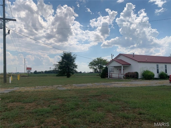 Listing Image #3 - Others for sale at 1240 N State Route K, Portageville MO 63873