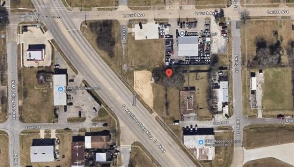 Listing Image #2 - Land for sale at 1358 South St., Beaumont TX 77701 Listing Image #2 - Land for sale at 1358 South St., Beaumont TX 77701
