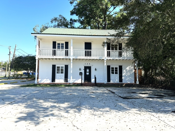 Listing Image #1 - Office for sale at 134 W Mabel St, Gonzales LA 70737 Listing Image #1 - Office for sale at 134 W Mabel St, Gonzales LA 70737