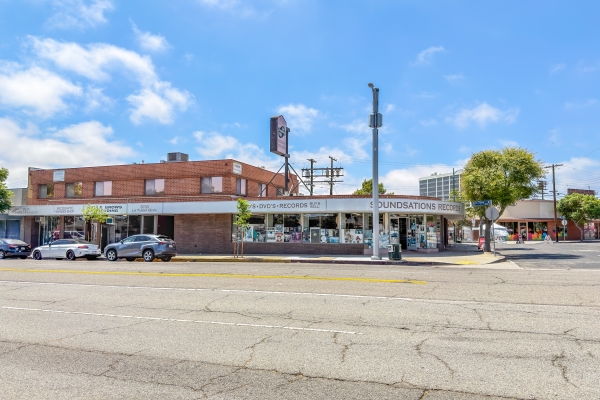 Listing Image #3 - Retail for sale at 8711 La Tijera Blvd, Los Angeles CA 90045 Listing Image #3 - Retail for sale at 8711 La Tijera Blvd, Los Angeles CA 90045