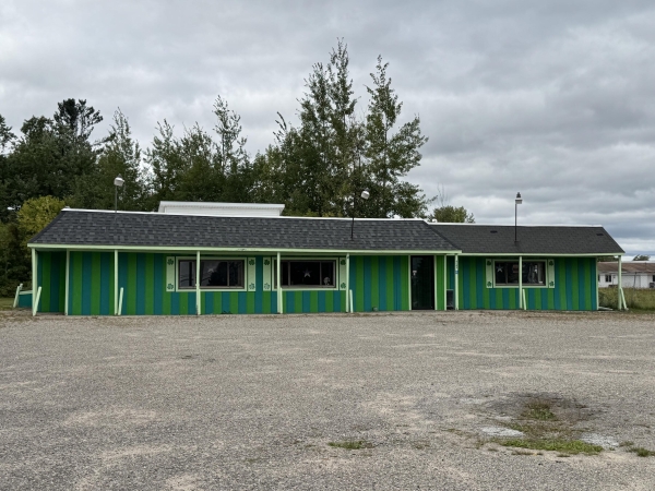 Listing Image #3 - Retail for sale at 6263 W Houghton Lake Drive, Houghton Lake MI 48629 Listing Image #3 - Retail for sale at 6263 W Houghton Lake Drive, Houghton Lake MI 48629