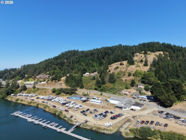 Listing Image #2 - Others for sale at 94224 N BANK ROGUE RIVER Rd, GoldBeach OR 97444