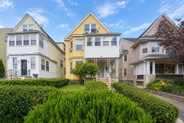 Listing Image #3 - Multi-family for sale at 63 Montague Pl, Montclair NJ 07042 Listing Image #3 - Multi-family for sale at 63 Montague Pl, Montclair NJ 07042