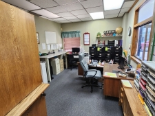 Listing Image #3 - Office for sale at 44823 Date Avenue, Lancaster CA 93534