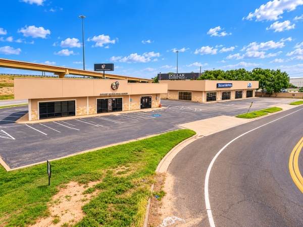 Listing Image #1 - Retail for sale at 4801 Frankford Avenue, Lubbock TX 79424 Listing Image #1 - Retail for sale at 4801 Frankford Avenue, Lubbock TX 79424