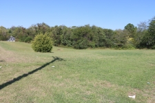 Listing Image #3 - Others for sale at 539 Dover Rd, Clarksville TN 37042