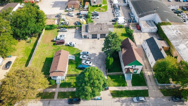 Listing Image #1 - Others for sale at 162-172 Woodlawn Avenue, Aurora IL 60506 Listing Image #1 - Others for sale at 162-172 Woodlawn Avenue, Aurora IL 60506