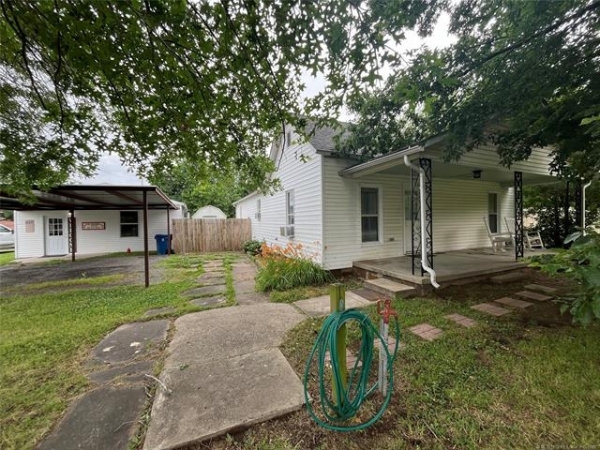 Listing Image #1 - Others for sale at 610 W Washington Avenue, Krebs OK 74554