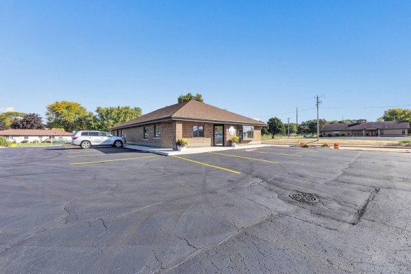 Listing Image #3 - Others for sale at 2345 E MASON Street, GREEN BAY WI 54302