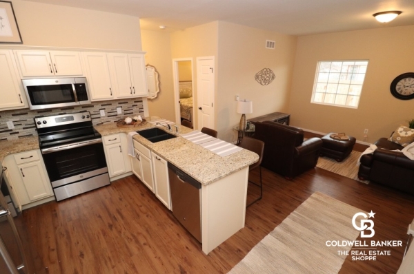 Listing Image #2 - Multi-family for sale at 2503-2611 Notting Hill Ct, Garden City KS 67846
