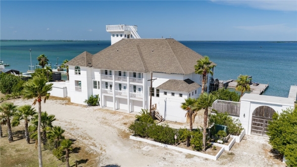 Listing Image #3 - Office for sale at 2100 E Hwy 361 Hwy, Aransas Pass TX 78336 Listing Image #3 - Office for sale at 2100 E Hwy 361 Hwy, Aransas Pass TX 78336