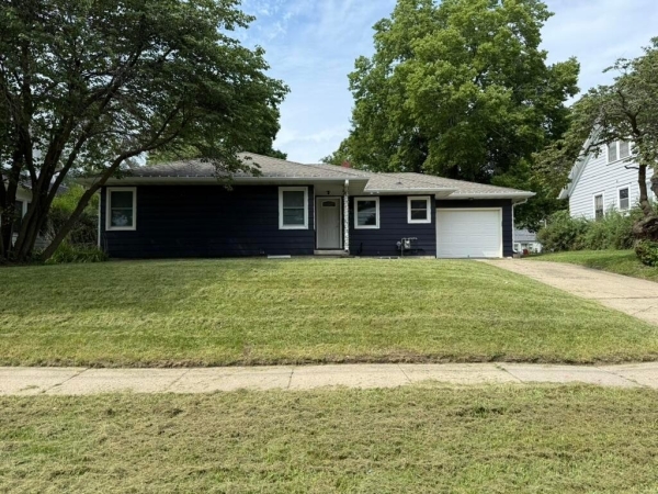 Listing Image #2 - Others for sale at 2625 Knapp Street, Ames IA 50014 Listing Image #2 - Others for sale at 2625 Knapp Street, Ames IA 50014
