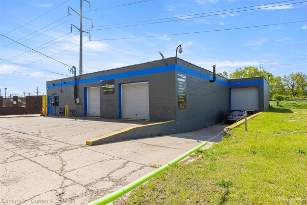 Listing Image #2 - Others for sale at 34939 Brush Street, Wayne MI 48184 Listing Image #2 - Others for sale at 34939 Brush Street, Wayne MI 48184